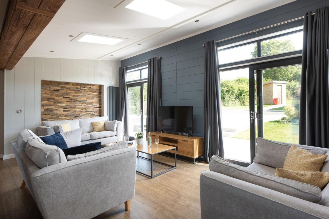 Primrose Lodge, 25 Roadford Lake Lodges Lifton Exteriör bild