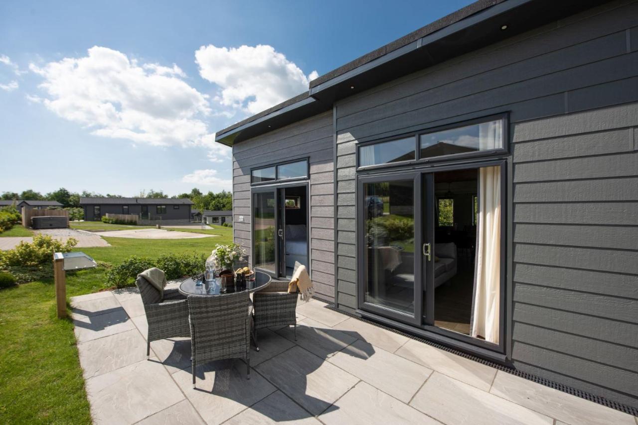 Primrose Lodge, 25 Roadford Lake Lodges Lifton Exteriör bild