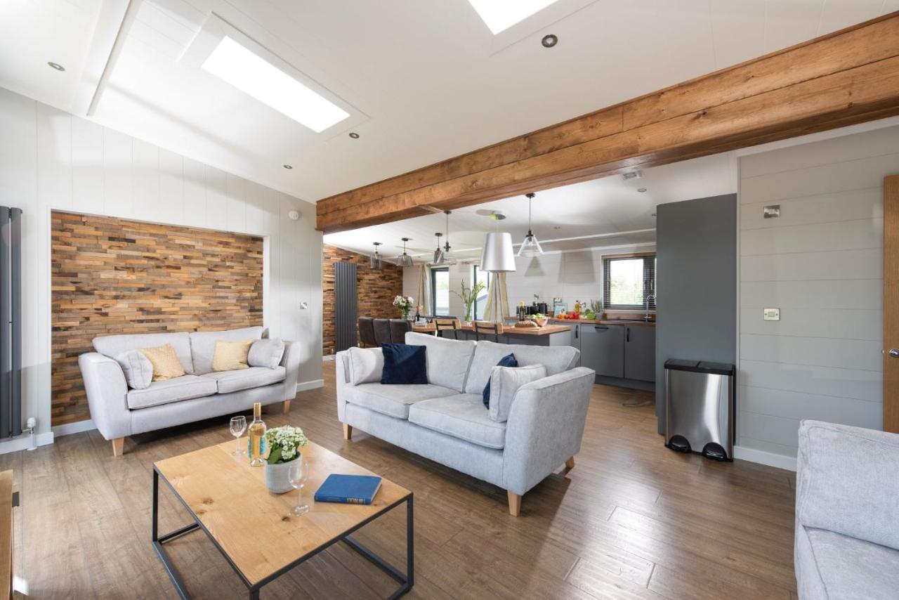 Primrose Lodge, 25 Roadford Lake Lodges Lifton Exteriör bild