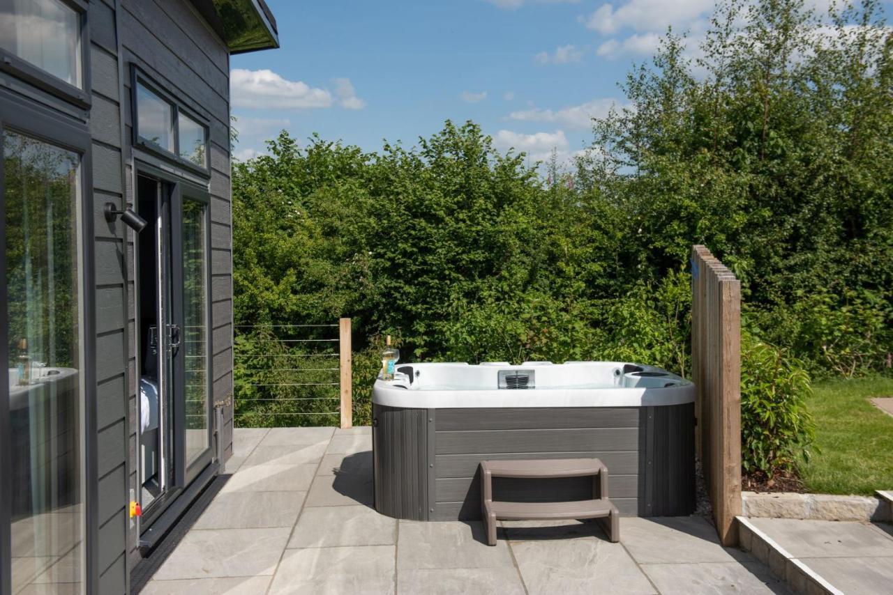 Primrose Lodge, 25 Roadford Lake Lodges Lifton Exteriör bild