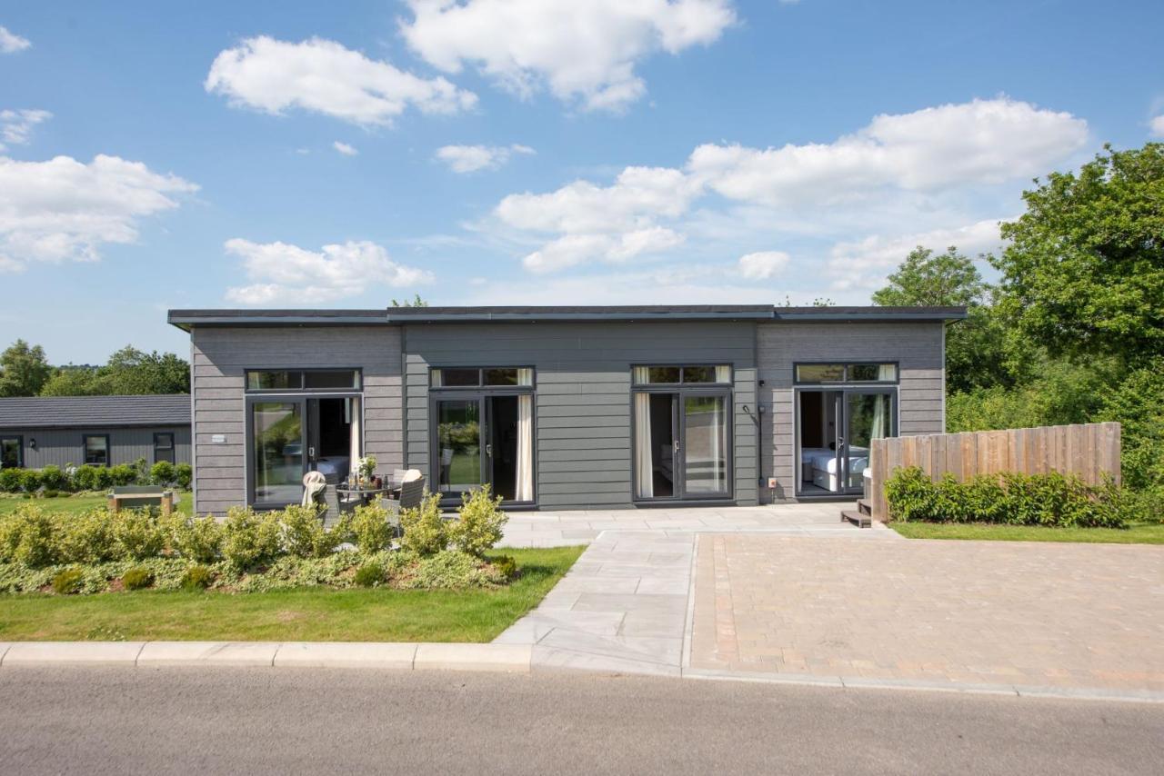 Primrose Lodge, 25 Roadford Lake Lodges Lifton Exteriör bild